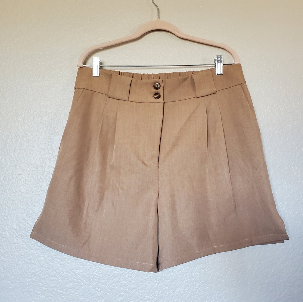 Kirundo Dressy Casual High Waisted Khaki Tan Pleated Shorts Women's Size XL